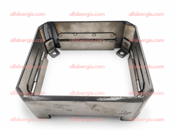 Telaio metallico industriale con saldature visibili Paratia coppa olio veloce